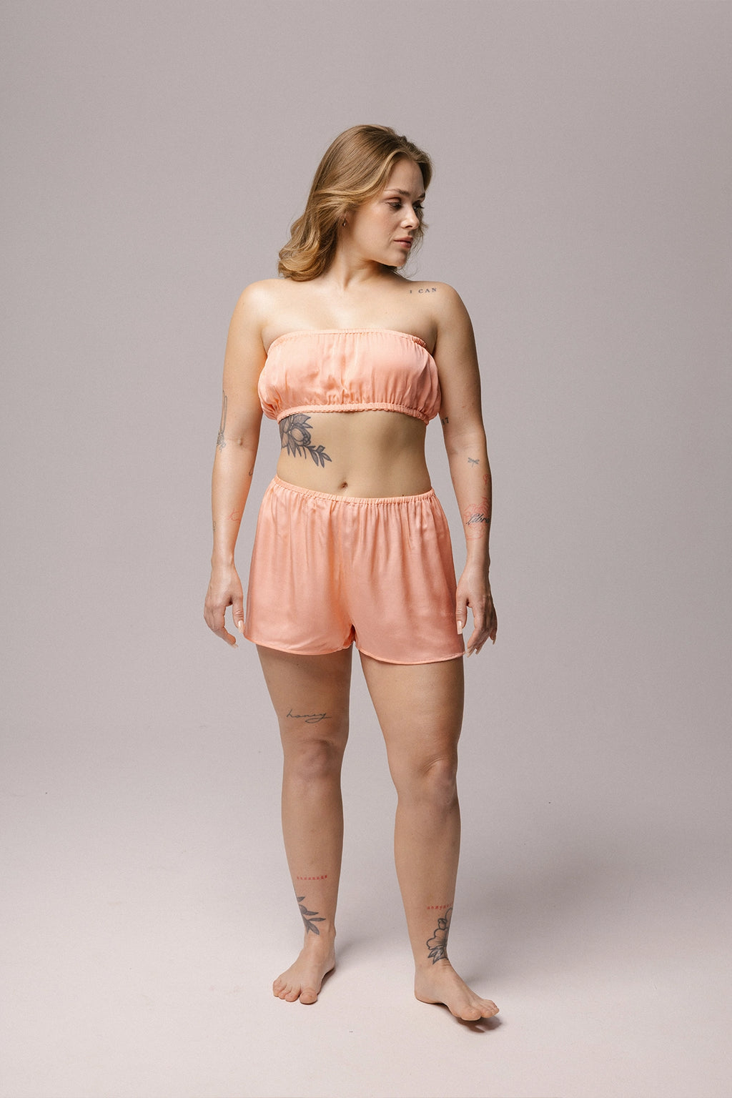 SATIN ROSEBUD SET